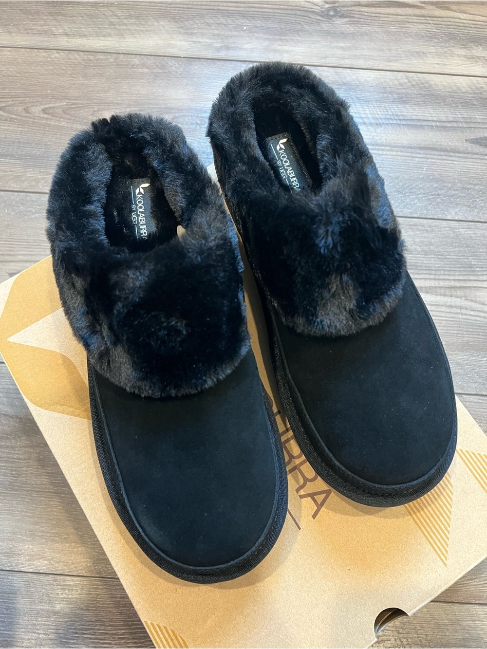 NIB  Koolaburra by UGG Women's Tizzey Shoes Sz 10